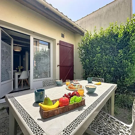 Apartment Port Saint-jacques-2 By Interhome